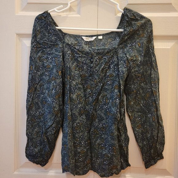 Reitmans Tops - 🎀4/$20🎀Reitmans floral long sleeve top / blouse